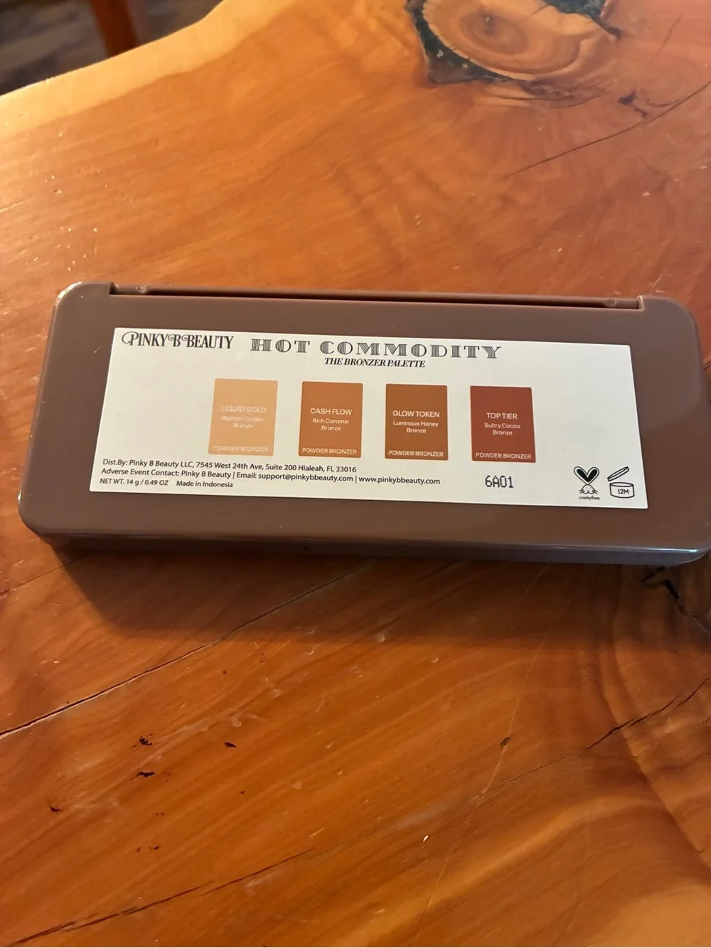 Hot Commodity Eyeshadow Palette by Pinky B Beauty - Brown #105